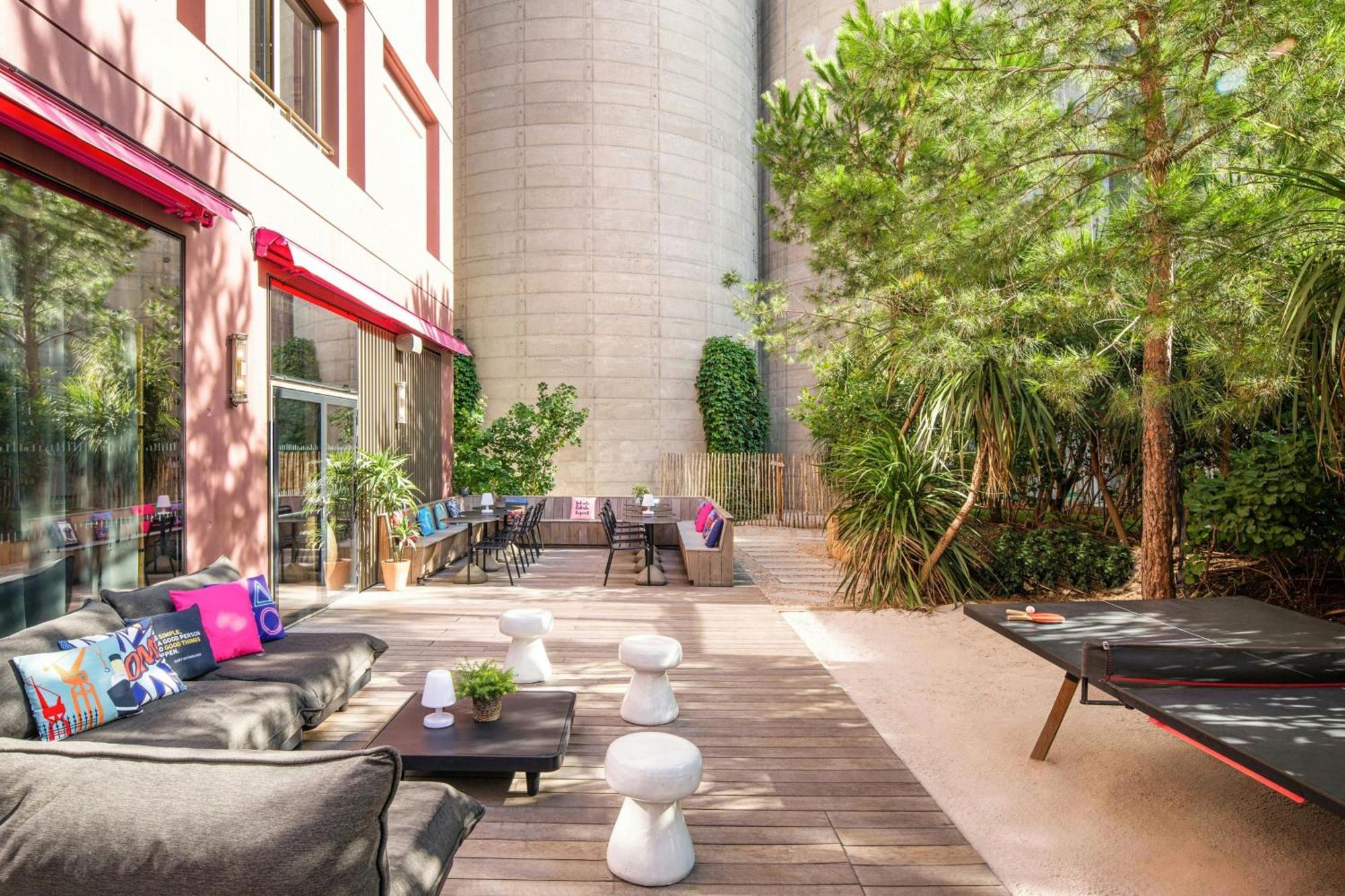 Moxy Bordeaux Hotel Екстериор снимка