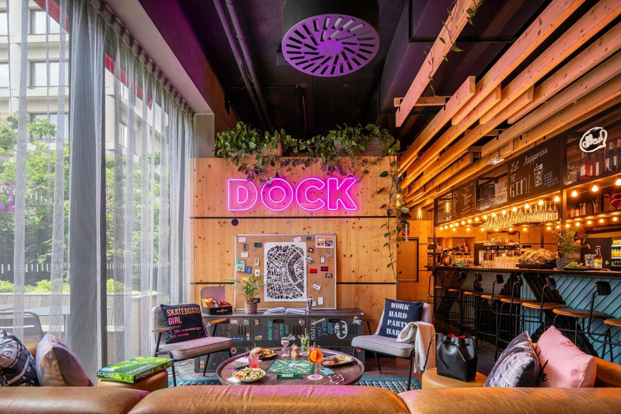 Moxy Bordeaux Hotel Екстериор снимка