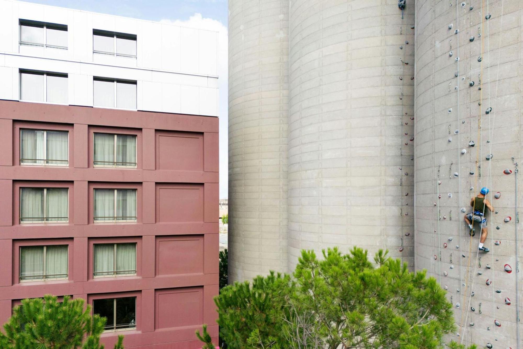 Moxy Bordeaux Hotel Екстериор снимка